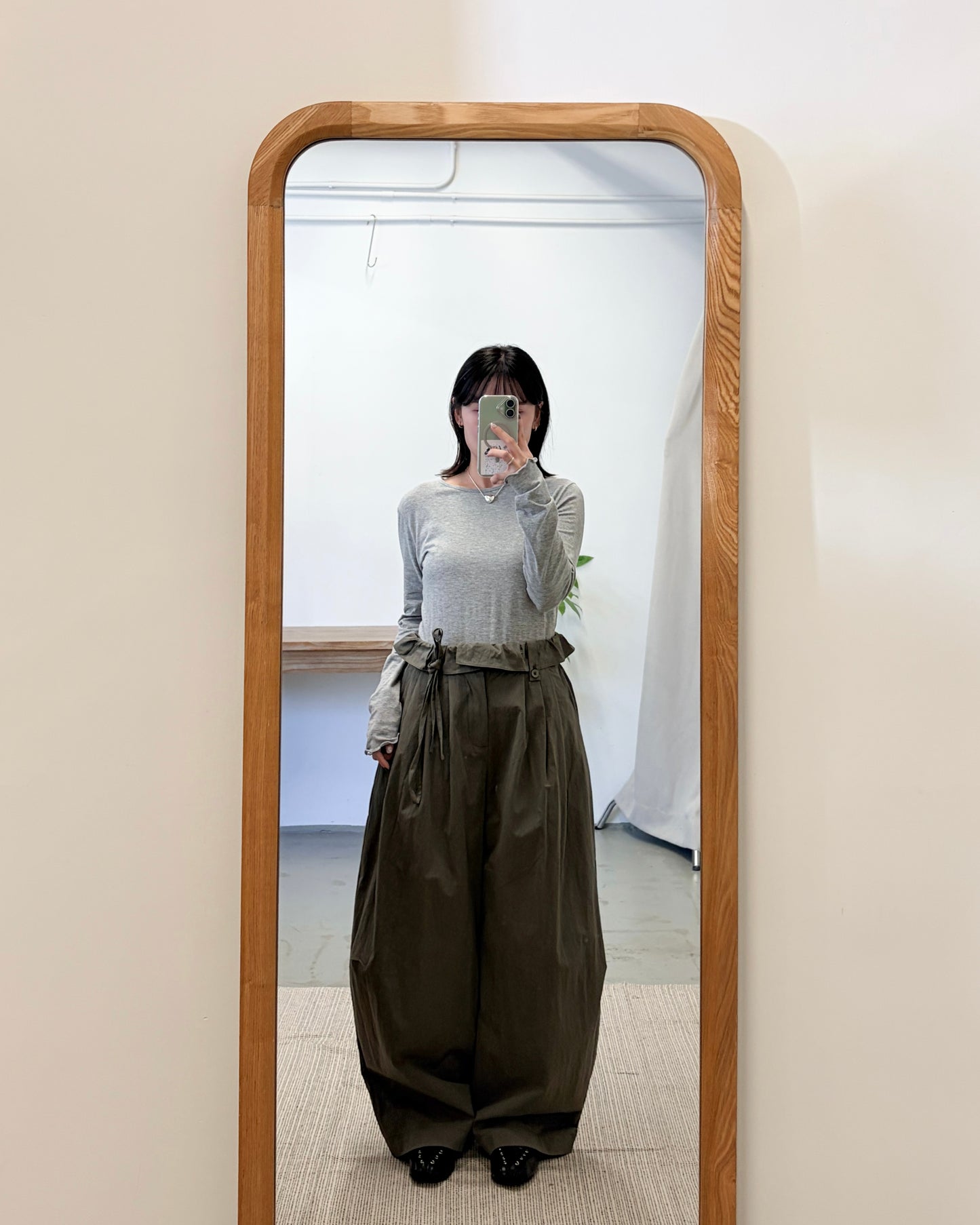 TP719- 圓領 Basic Ruffle Top | White | Pink | Grey | Black