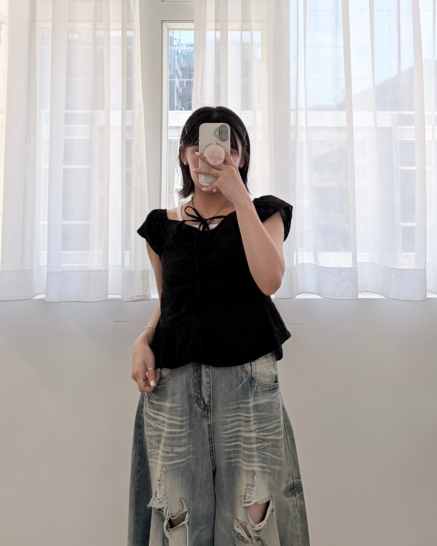 TP827- 2 Way Floral Top | White | Black （側有拉鍊位)