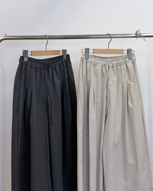 PT124- Soft Pleated Pants | Ivory | Grey