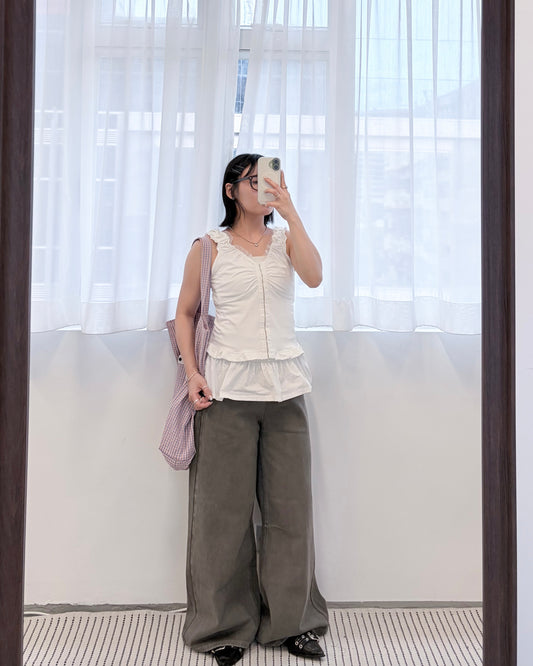 TP819- See-through Ruffle Sleeve Chain Vest | White | Black