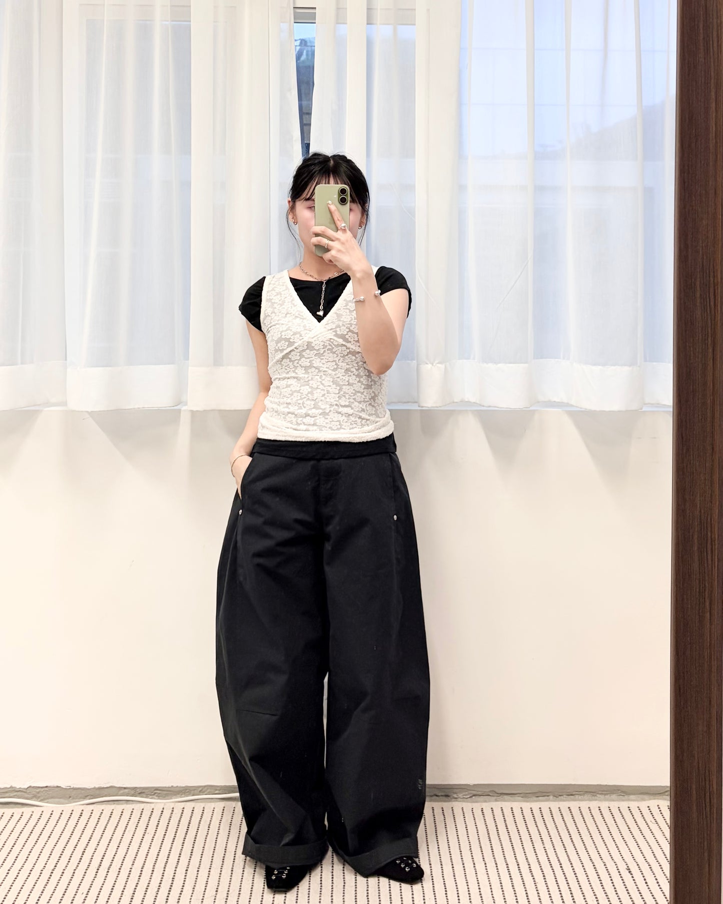 PT112- 薄身直腳褲 | White |Navy | Light Grey | Beige ( S / M / L )