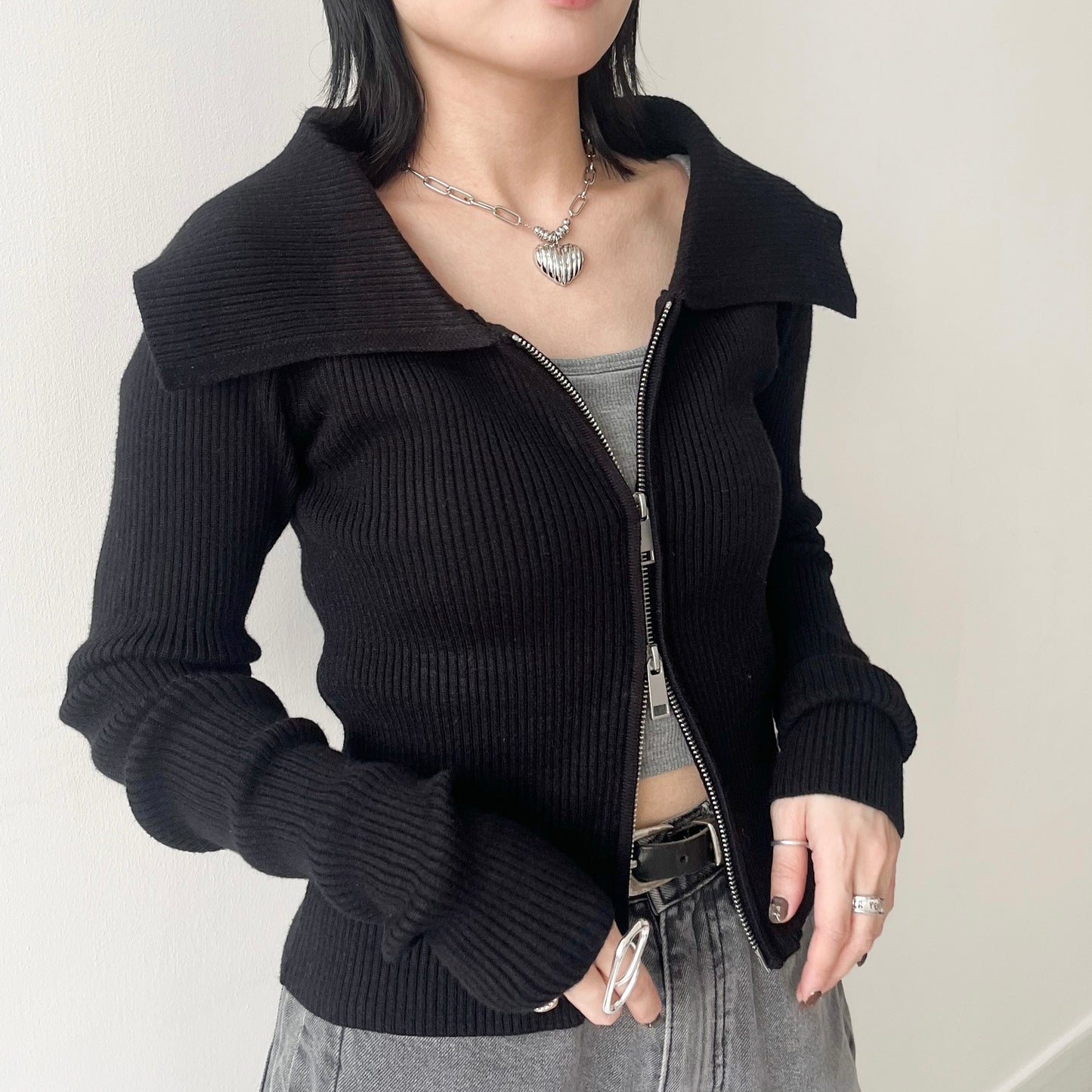 TP440- Off Shoulder Zip Knitwear | Grey | Black