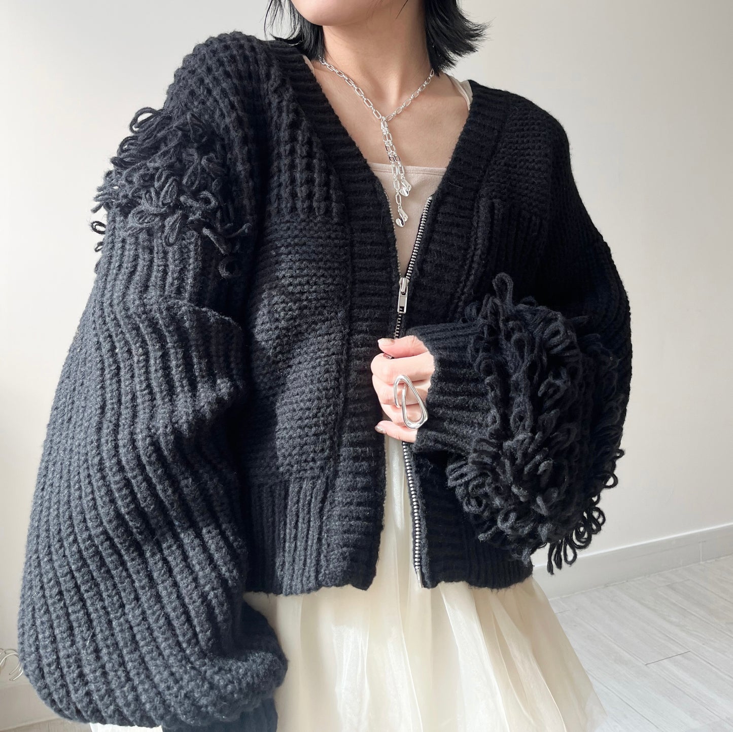 JK23-  Soso Sweater Cardigan | Ivory | Black