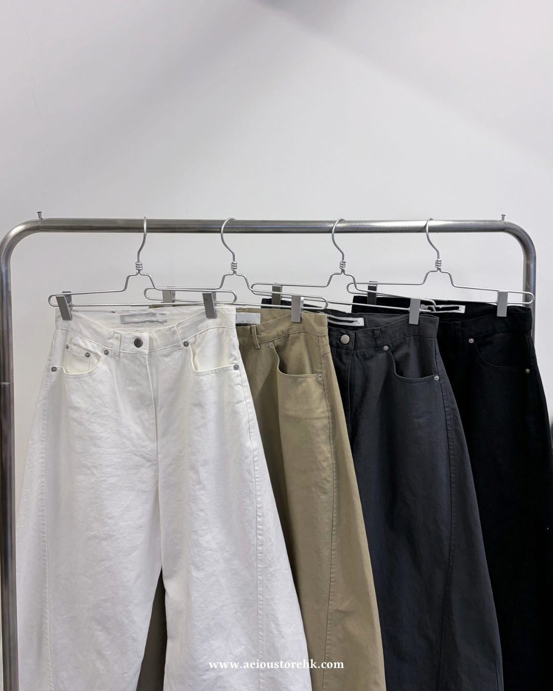 PT110- 挺身棉質彎刀褲 | White | Beige | Charcoal |  ( S / M / L )