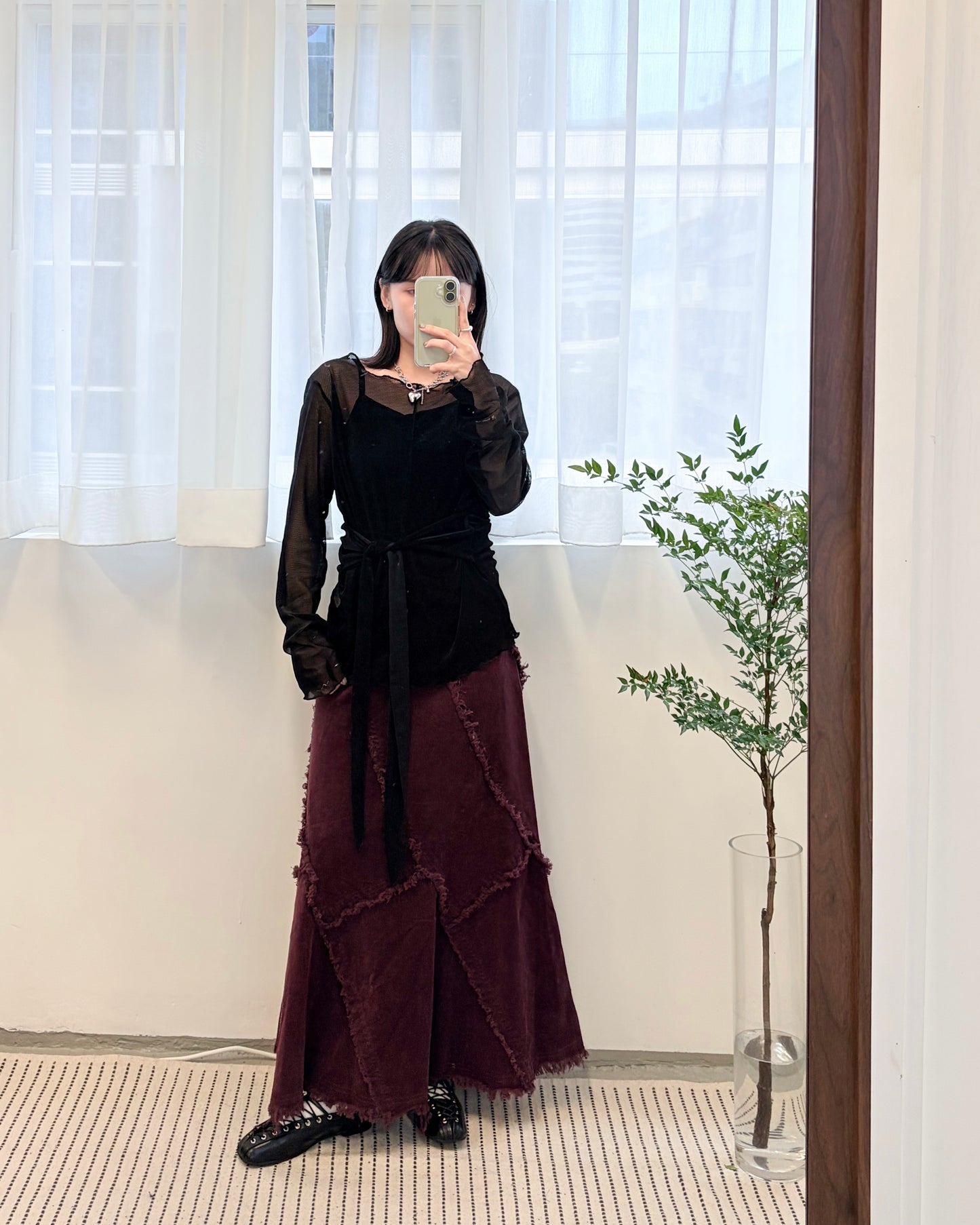 SK135- 薄燈芯絨破爛邊半截裙 ｜ Black | 棗紅色 | Brown