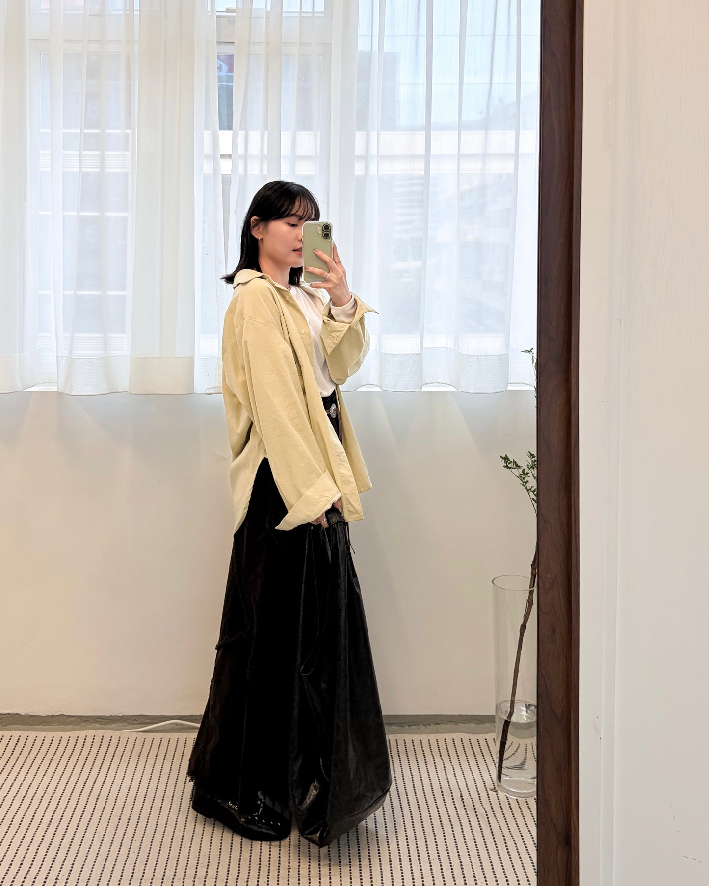 TP696- 三色薄燈芯絨恤衫 ｜ Ivory | Light Green | Brown