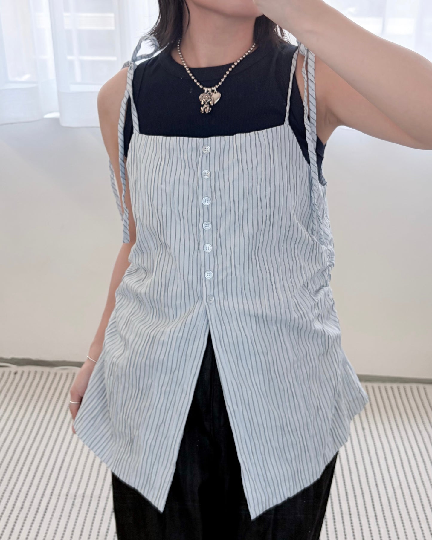 TP823- Ribbon Stripe Folded Vest |  Ivory | Blue | Black
