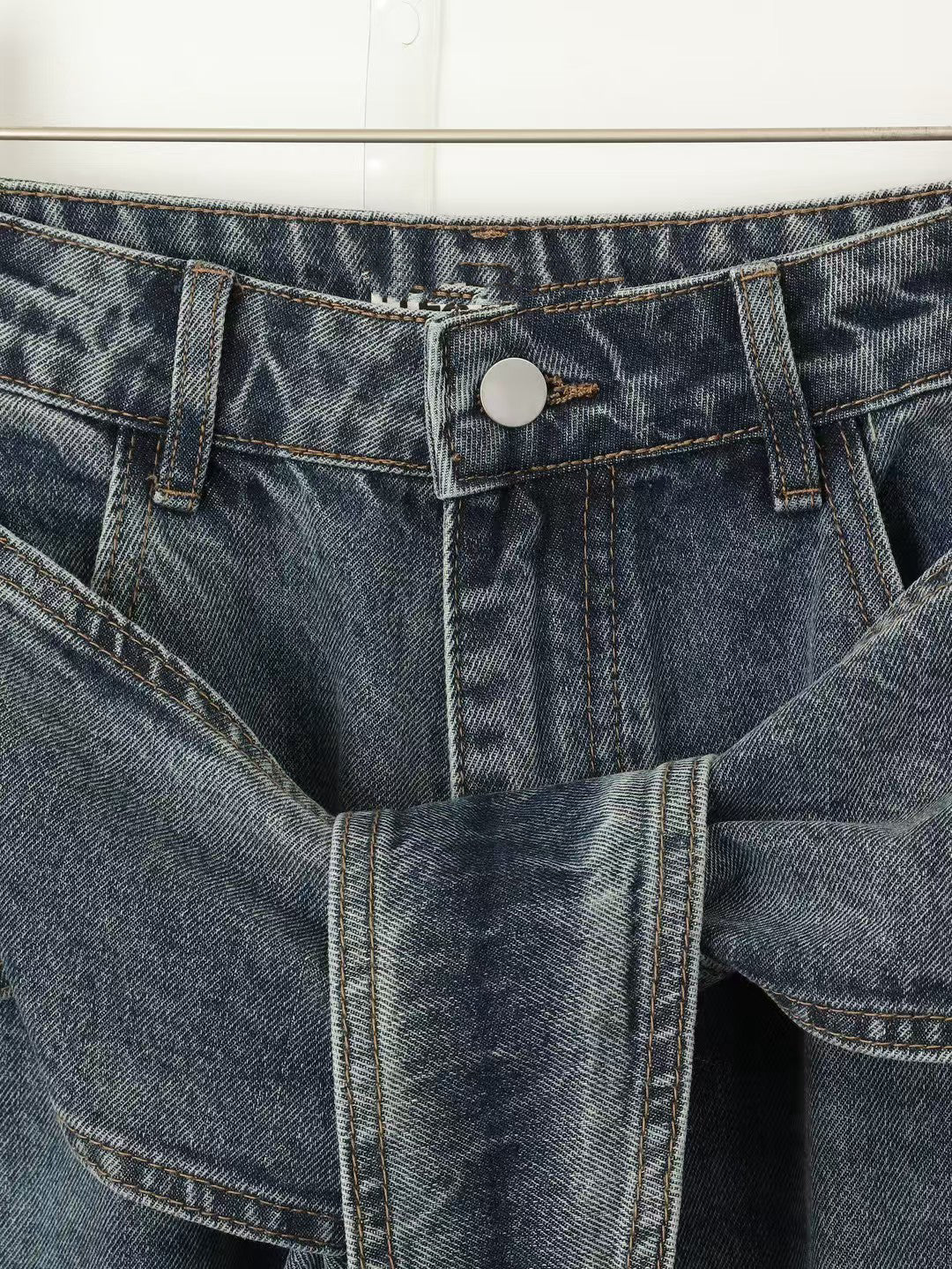 PT106- Design Ribbon Denim Jeans  ( S / M )