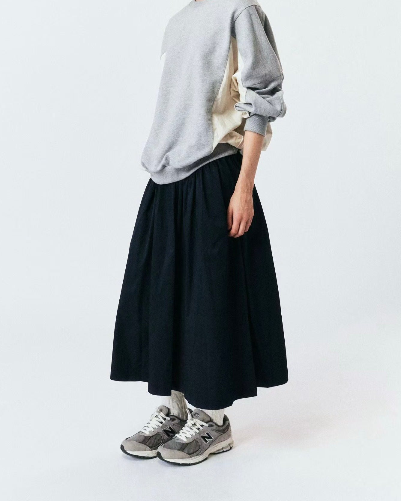 SK138- High Quality Umbrella Skirt | Grey | Navy ( S / M )