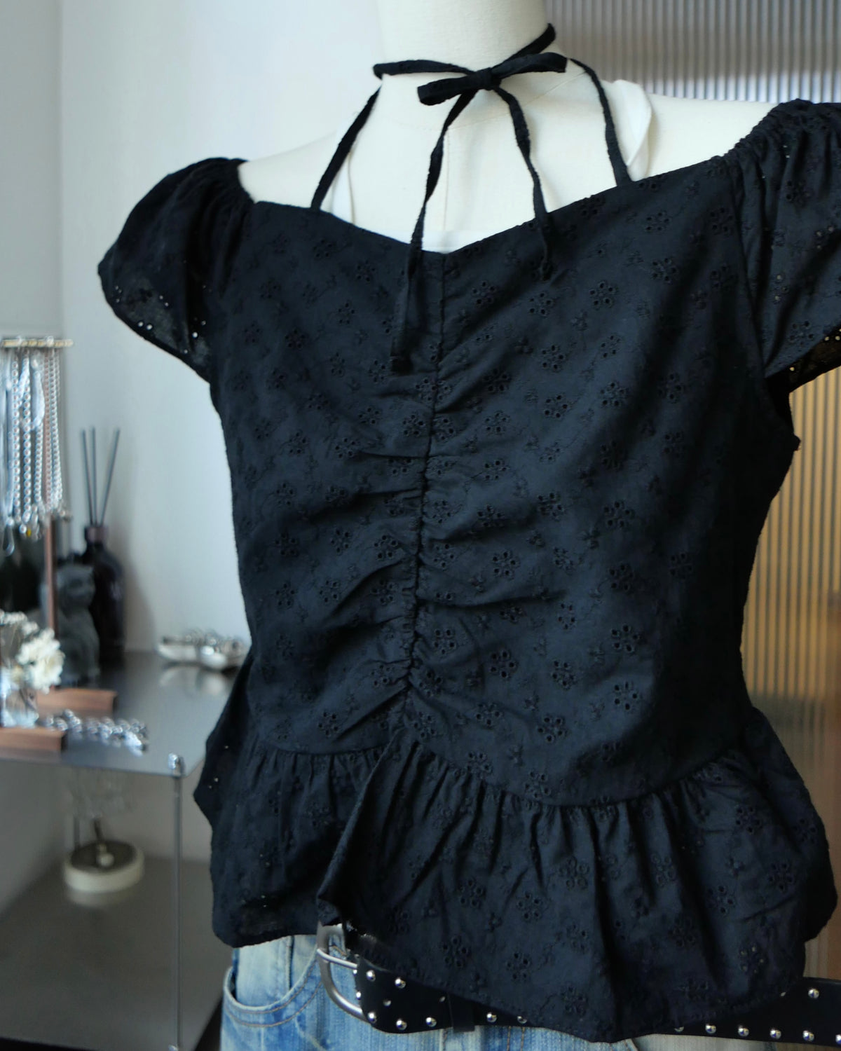 TP827- 2 Way Floral Top | White | Black （側有拉鍊位)