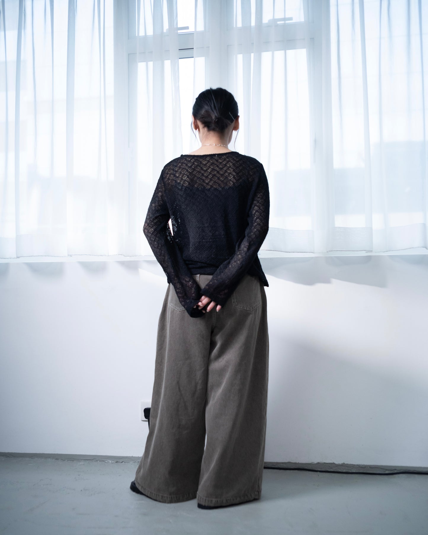 TP663- line Sheer Top | White | Black