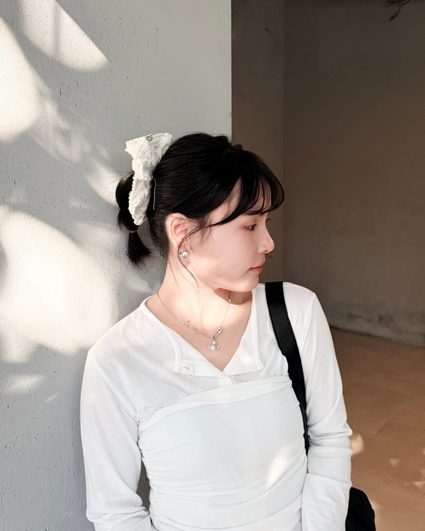 AC286- 暗紋花邊橡筋圈 | White | Black  ( 橡筋圈體積較大不設平郵 )