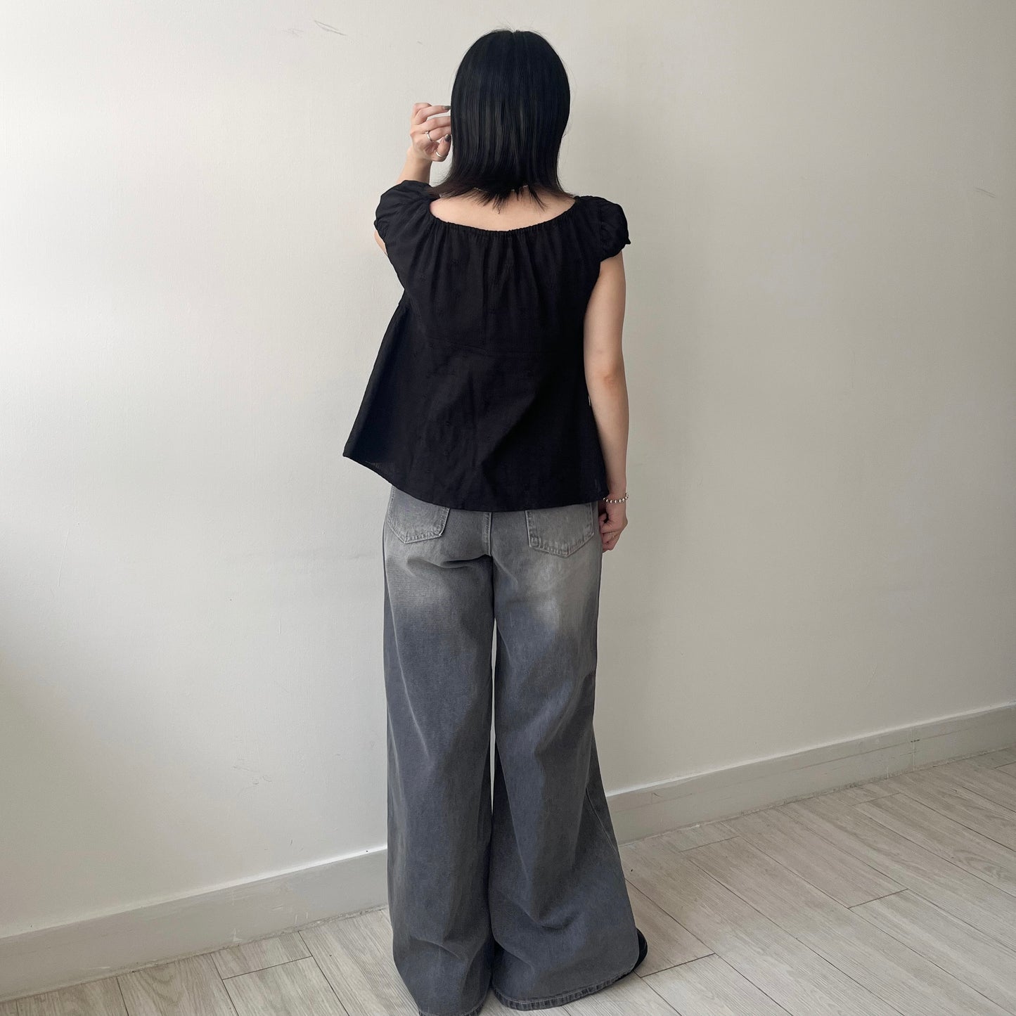 PT92- Wide Leg Grey Jeans ( S / M )