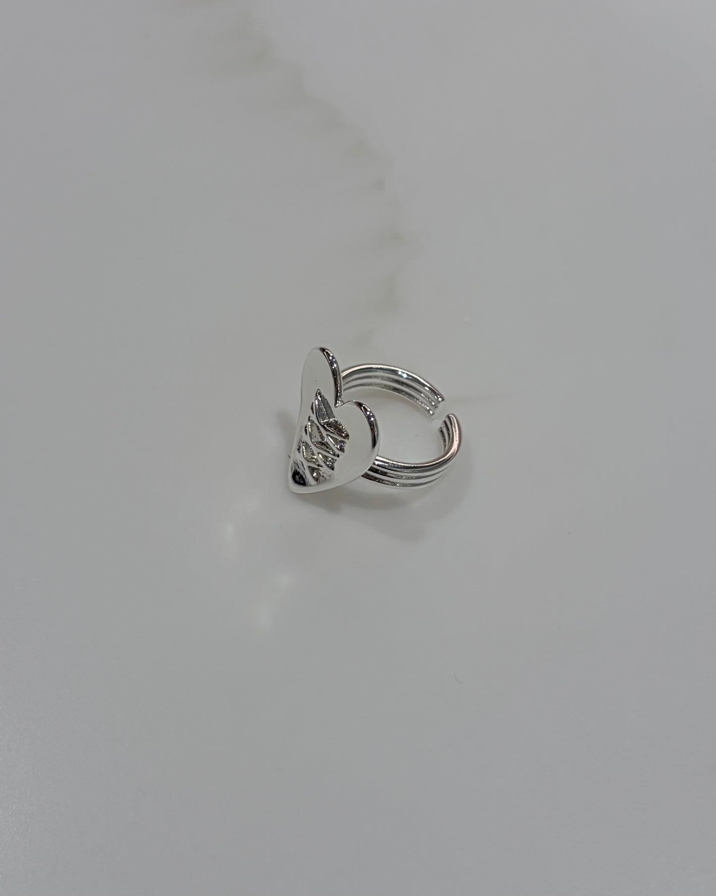 AC315- Heart Ballet Ring ( 開口戒指 )