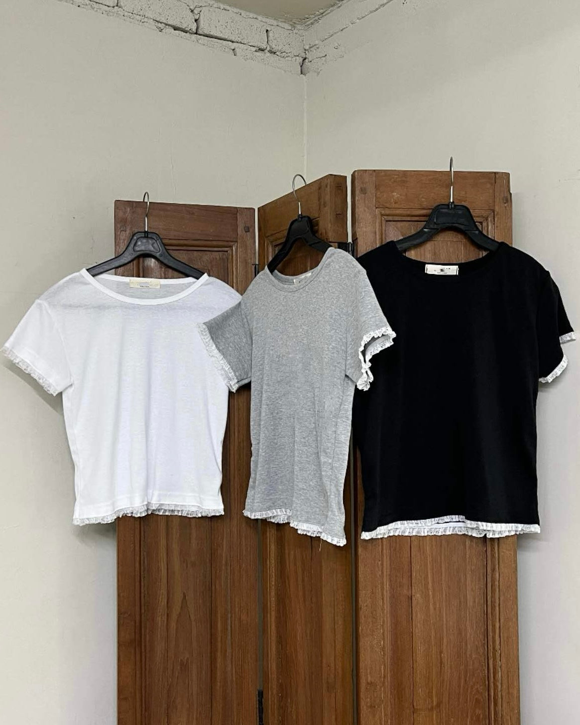 ( must have ! ) TP805- Lace Sleeves Tee | White | Grey | Black
