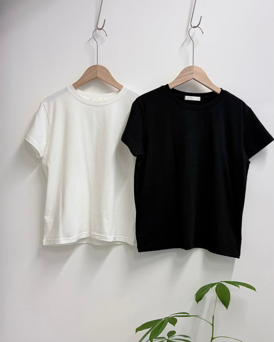 TP780- 寬鬆黑白Top | White | Black