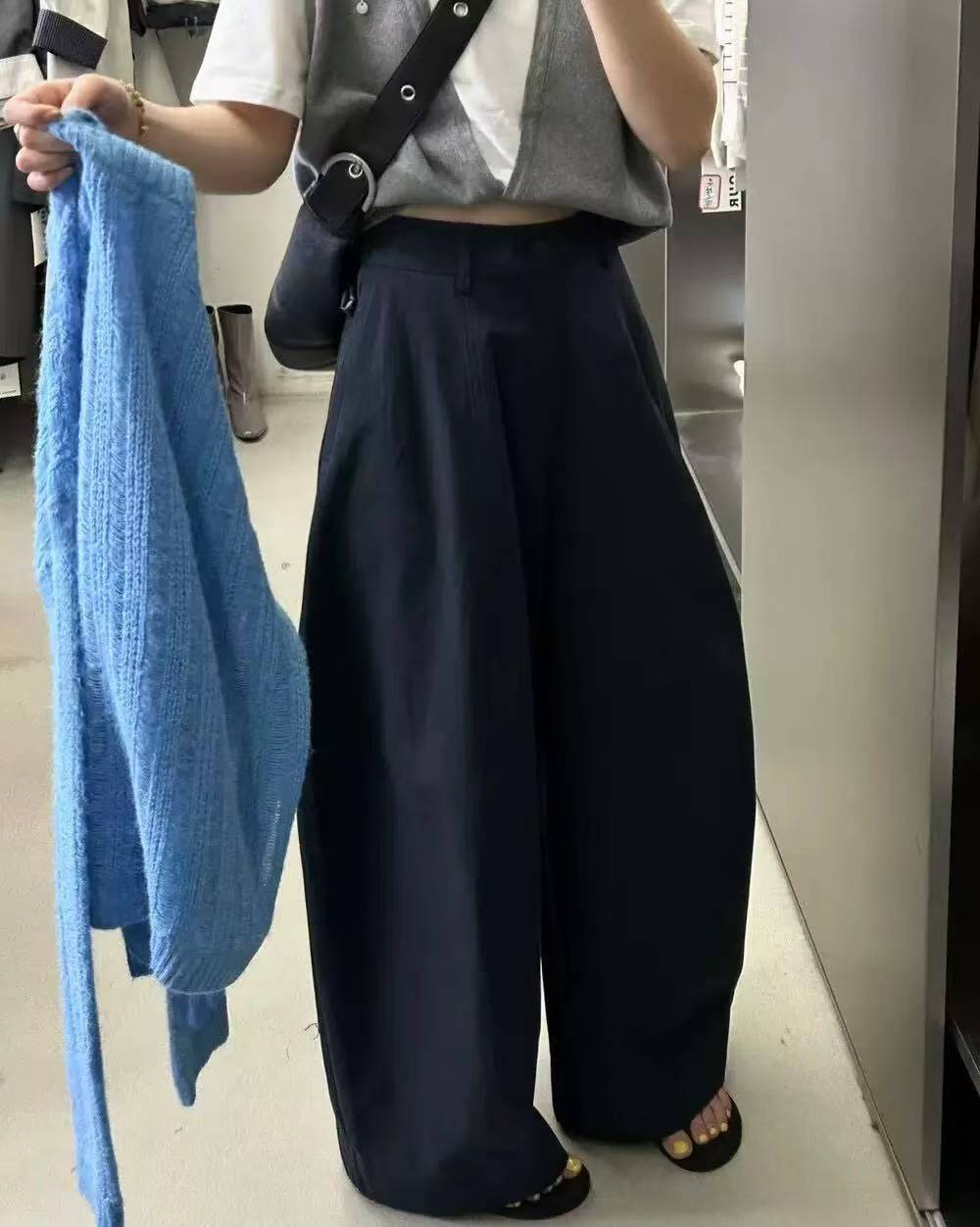 PT99- Wide Cotton Pants | Ivory | Navy