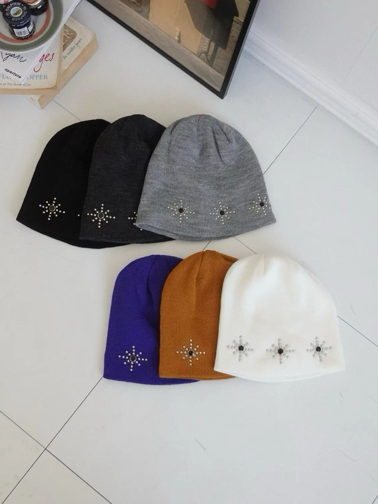 H37 - Three Stars knit Beanie | White | Brown | Navy | Grey | Charcoal | Black