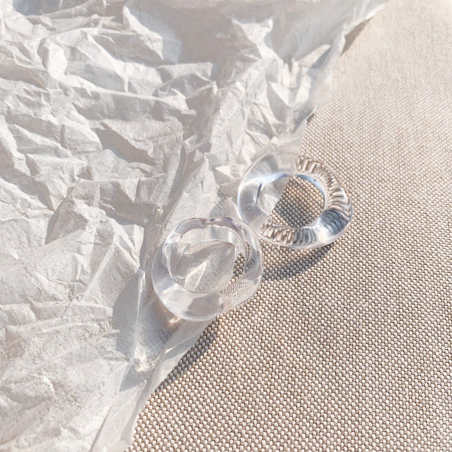 Clean Acrylic Set Ring